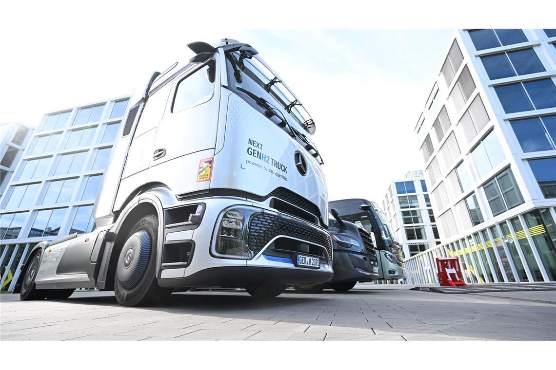 Daimler Truck: Gewinneinbruch im ersten Quartal.