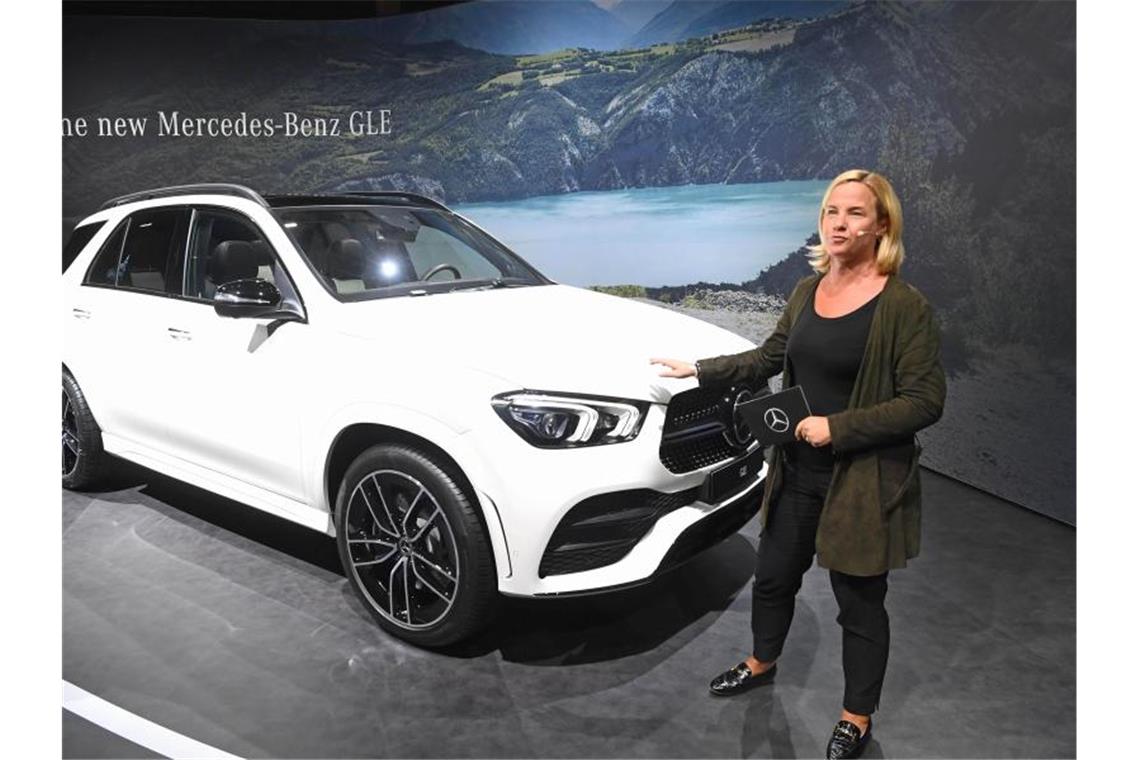 Daimler-Vertriebsvorständin Britta Seeger: „Wir sehen ein hohes Interesse im Online-Bereich.“ Foto: Uli Deck/Archiv