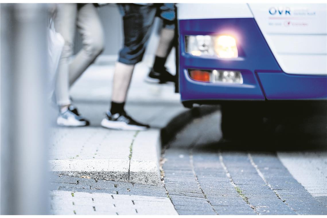 Barrierefreie Bushaltestellen kommen