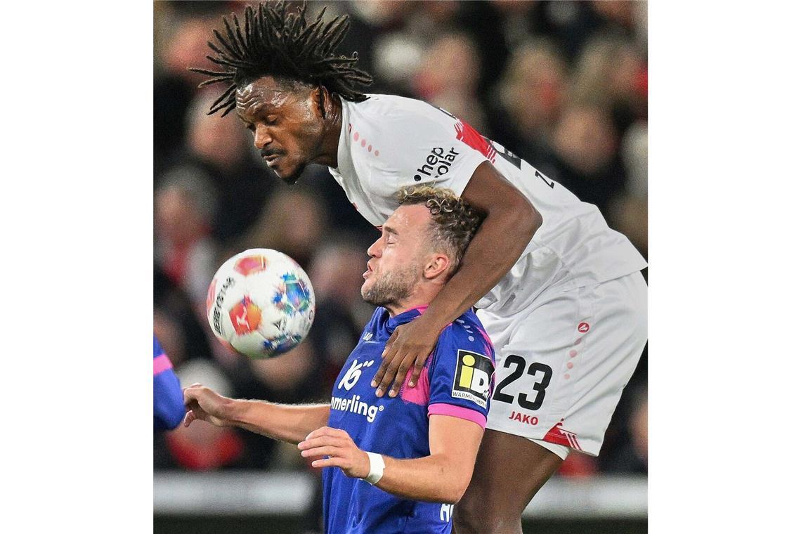 Der König der Lüfte ist zurück Dan-Axel Zagadou springt höher als der Mainzer