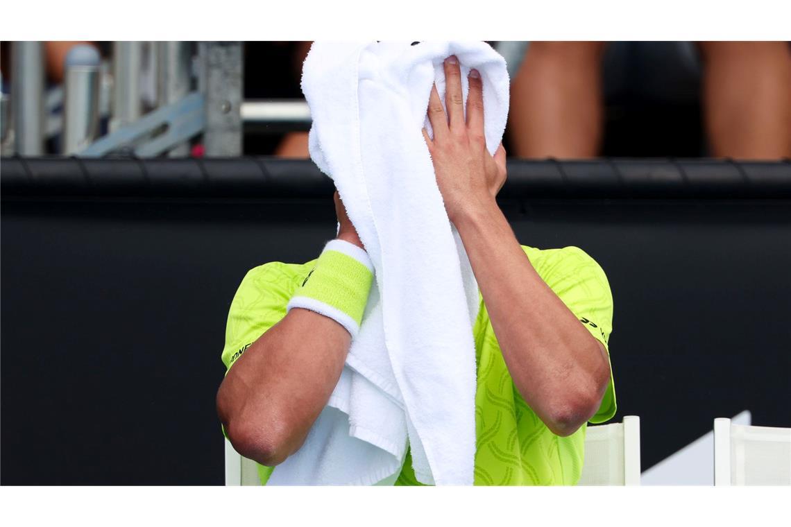 Daniel Altmaier traf in Melbourne zwei Sätze lang fast keinen Ball.