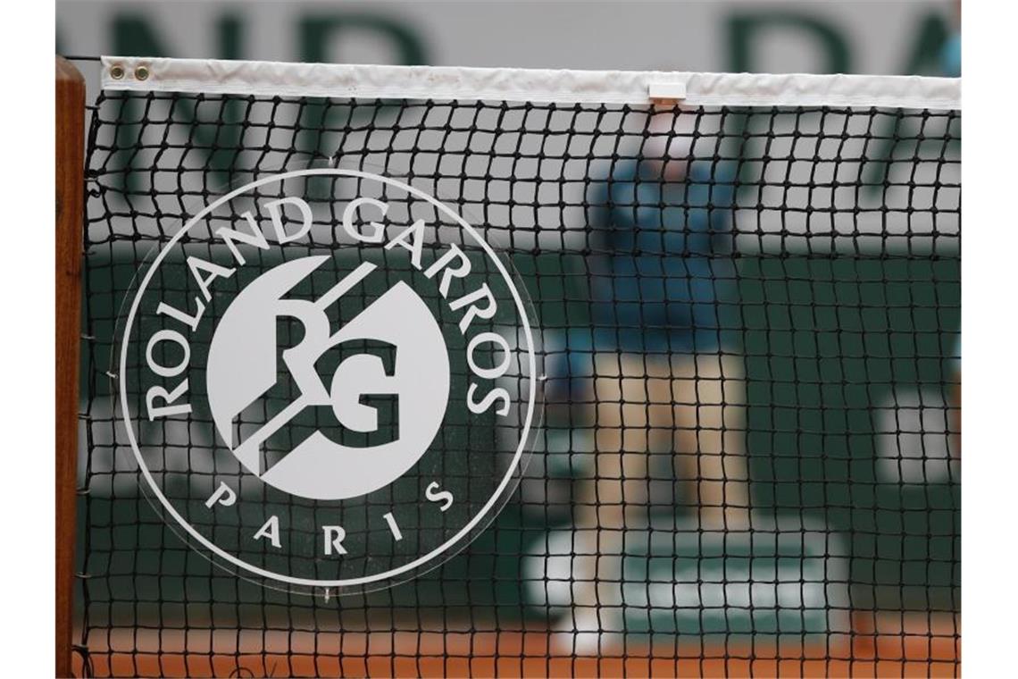 Daniel Altmaier und Laura Siegemund streben in Paris bei den French Open ins Achtelfinale. Foto: Christophe Ena/AP/dpa