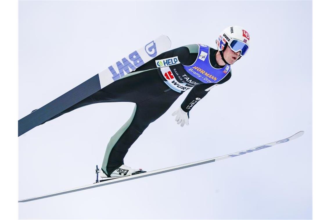 Tandes Triumph ein Jahr nach dem Koma - Deutsche in Form Daniel Andre Tande feierte ein Jahr nach seinem schweren Unfall einen Weltcup-Sieg. Foto: Terje Bendiksby//dpa