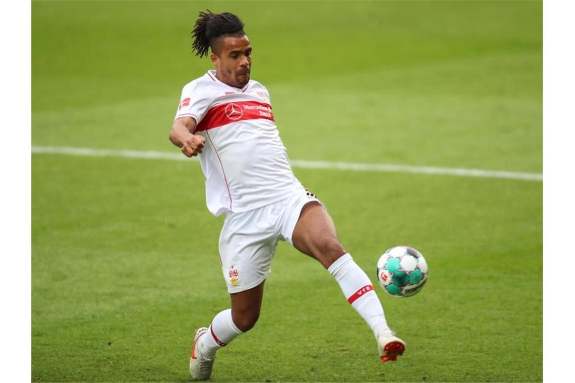 Didavi: „Kann sein, dass ich nächstes Jahr aufhöre“ Daniel Didavi von VfB Stuttgart spielt den Ball. Foto: Andreas Gora/dpa-pool/dpa/Archivbild