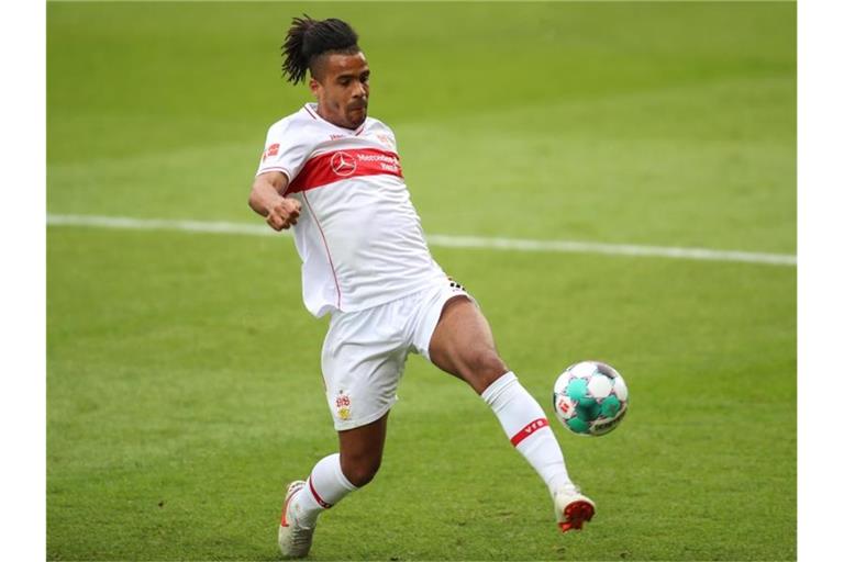 Daniel Didavi von VfB Stuttgart spielt den Ball. Foto: Andreas Gora/dpa-pool/dpa/Archivbild