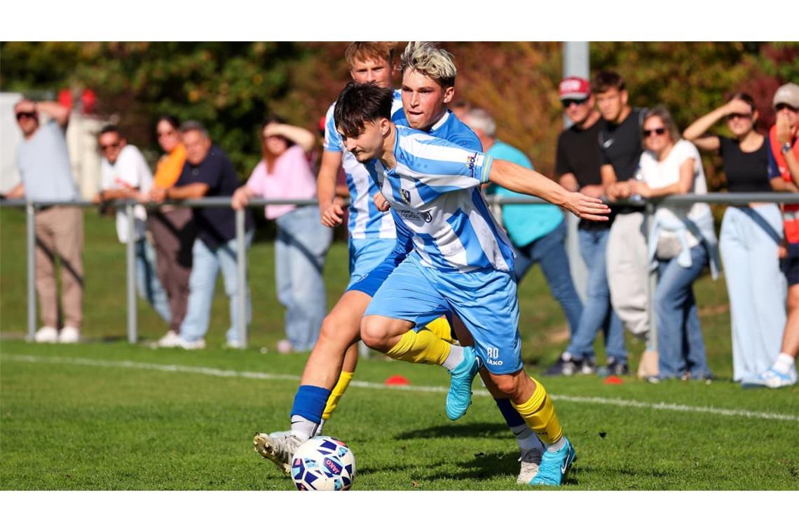 Daniel Gelt (vorne) traf in Münchingen zur 1:0-Führung.