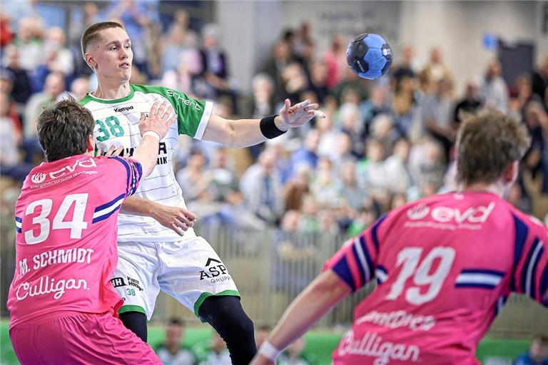 Dank guter Leistungen und einem starken HPI ist Malte Dederding (Mitte) ins Blickfeld der Konkurrenz geraten. Foto: Alexander Becher