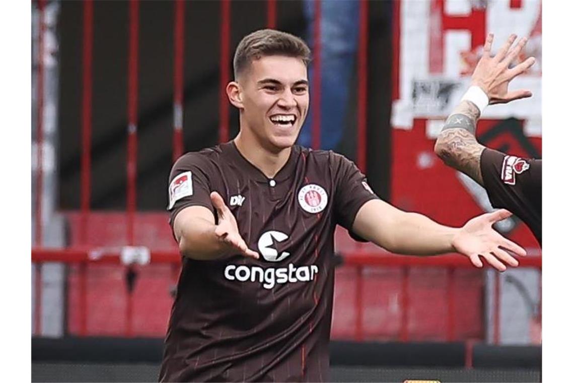 Pokalschreck FC St. Pauli rutscht aus: Union im Halbfinale Darf gegen Union Berlin beim FC St. Paulis von Anfang an ran: Marcel Beifus. Foto: Christian Charisius/dpa