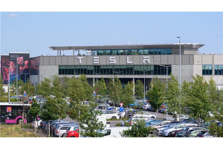 Das abgespeckte Model Y für Europa wird in Grünheide bei Berlin gebaut. (Archivbild)