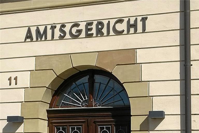 Das Amtsgericht Backnang hat den Kommunalpolitiker zu einer Geldstrafe von 13500 Euro verurteilt.