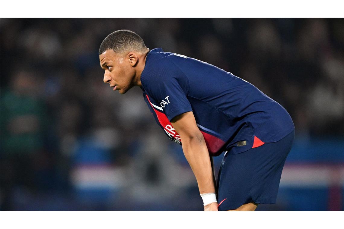 Das Arbeitsgericht hat Kylian Mbappé im Gehaltsstreit mit PSG recht gegeben (Archivbild).