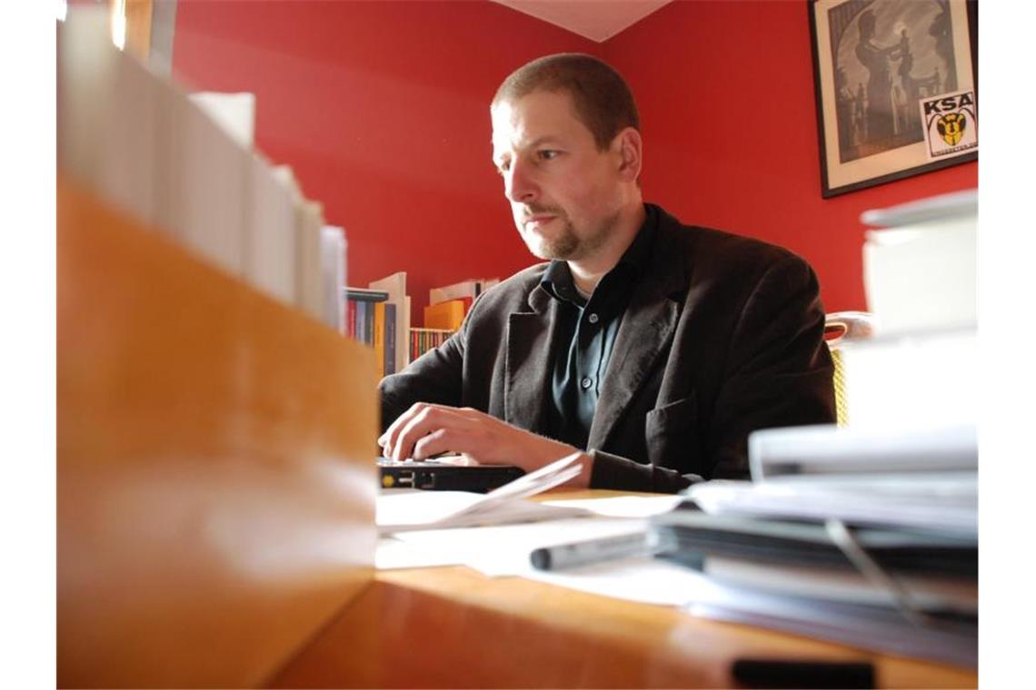Verfassungsschutz: Institut für Staatspolitik rechtsextrem Das Archivfoto zeigt den rechten Verleger Götz Kubitschek. Foto: picture alliance / dpa