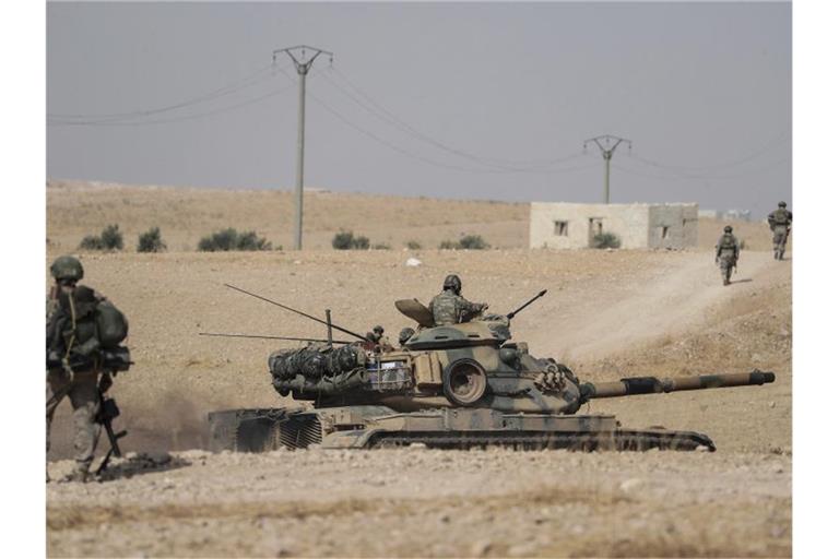 Das Archivfoto zeigt türkische Streitkräfte im Norden Syriens. Foto: Ugur Can/DHA/AP/dpa