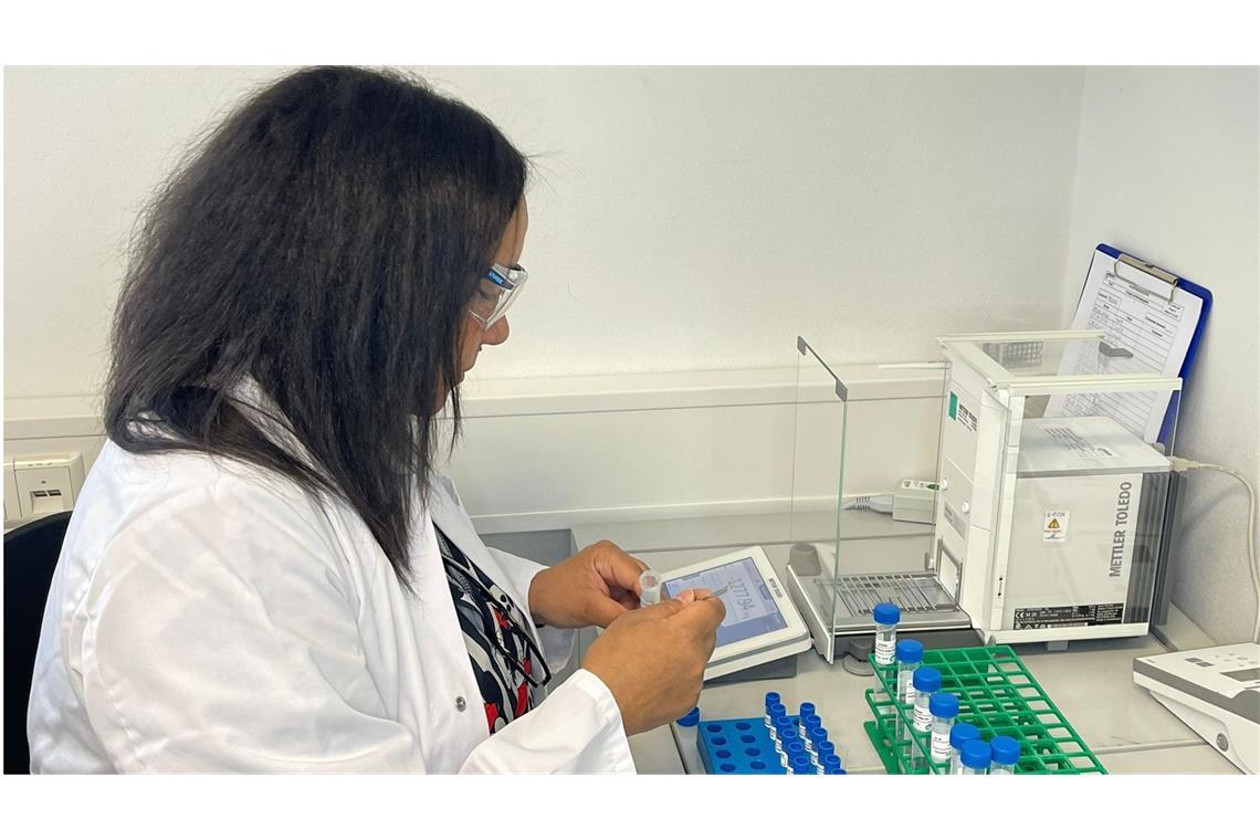 Das Biotech-Unternehmen Intavis stellt Peptide her.