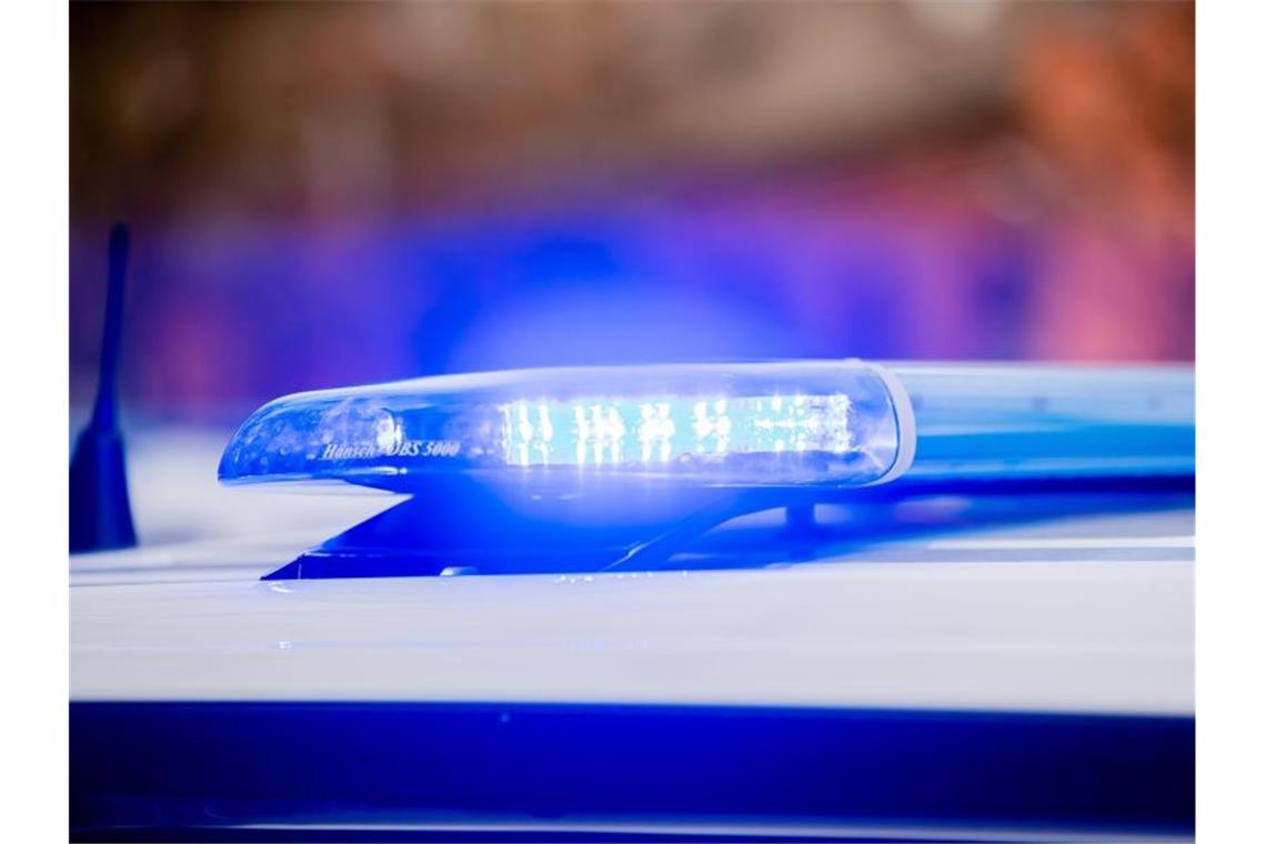 Zwei Menschen bei Dachstuhlbrand in Hockenheim verletzt