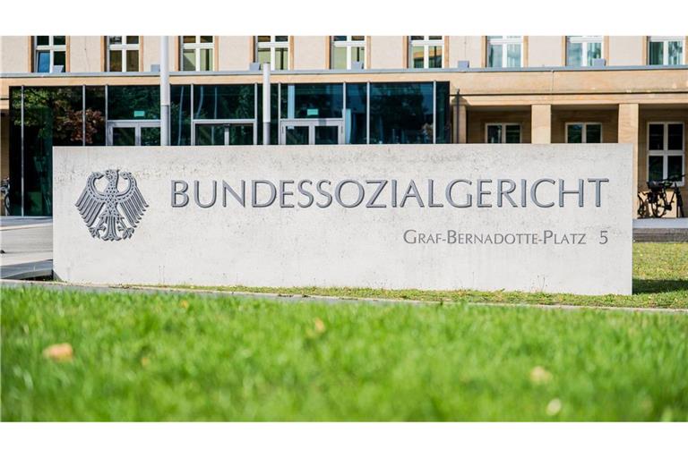 Das Bundessozialgericht prüft, ob das Arbeitslosengeld II im Jahr 2022 trotz Preisschubs ein menschenwürdiges Existenzminimum sicherte. (Archivbild)