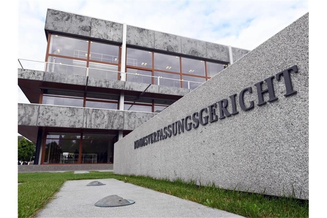 Verfassungsgericht nimmt Beschwerden nicht an Das Bundesverfassungsgericht. Foto: Uli Deck/dpa/Archivbild