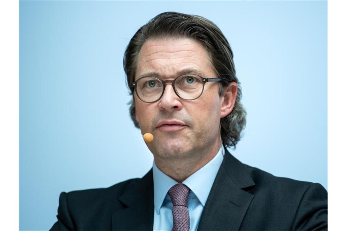 Das Bundesverkehrsministerium weist darauf hin, dass das im Fall Philipp Amthor in die Kritik geratene US-Unternehmen Augustus Intelligence vom Ministerium nicht finanziell unterstützt wird. Foto: Bernd von Jutrczenka/dpa