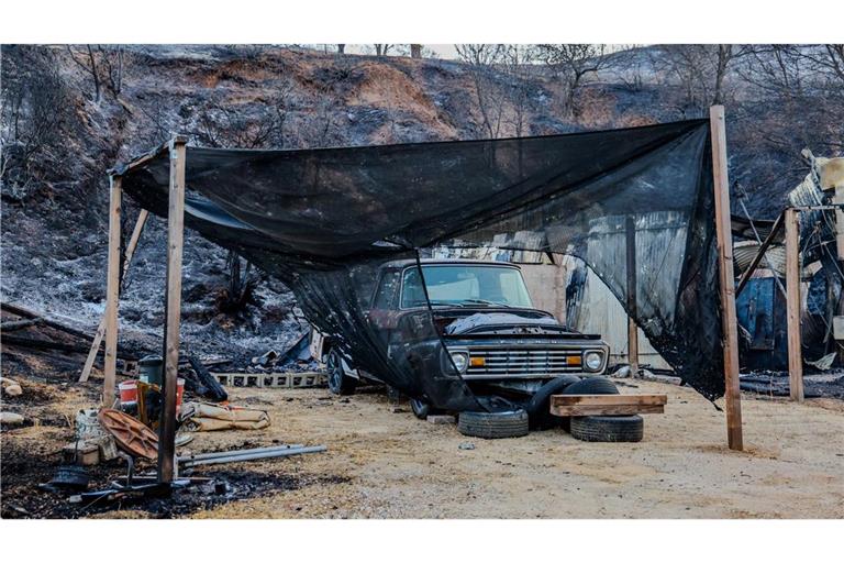 Das "Canyon Fire" zerstörte nach Angaben der Behörden mindestens sieben Gebäude.