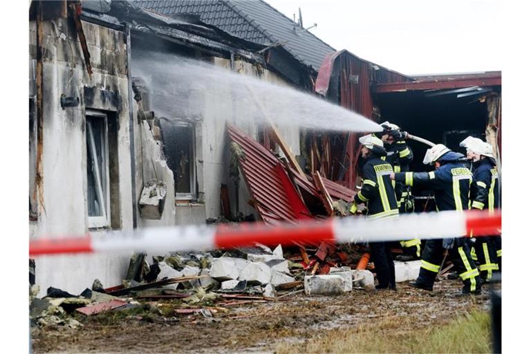 Das Clubhaus wurde durch das Feuer vollständig zerstört. Foto: Roland Weihrauch