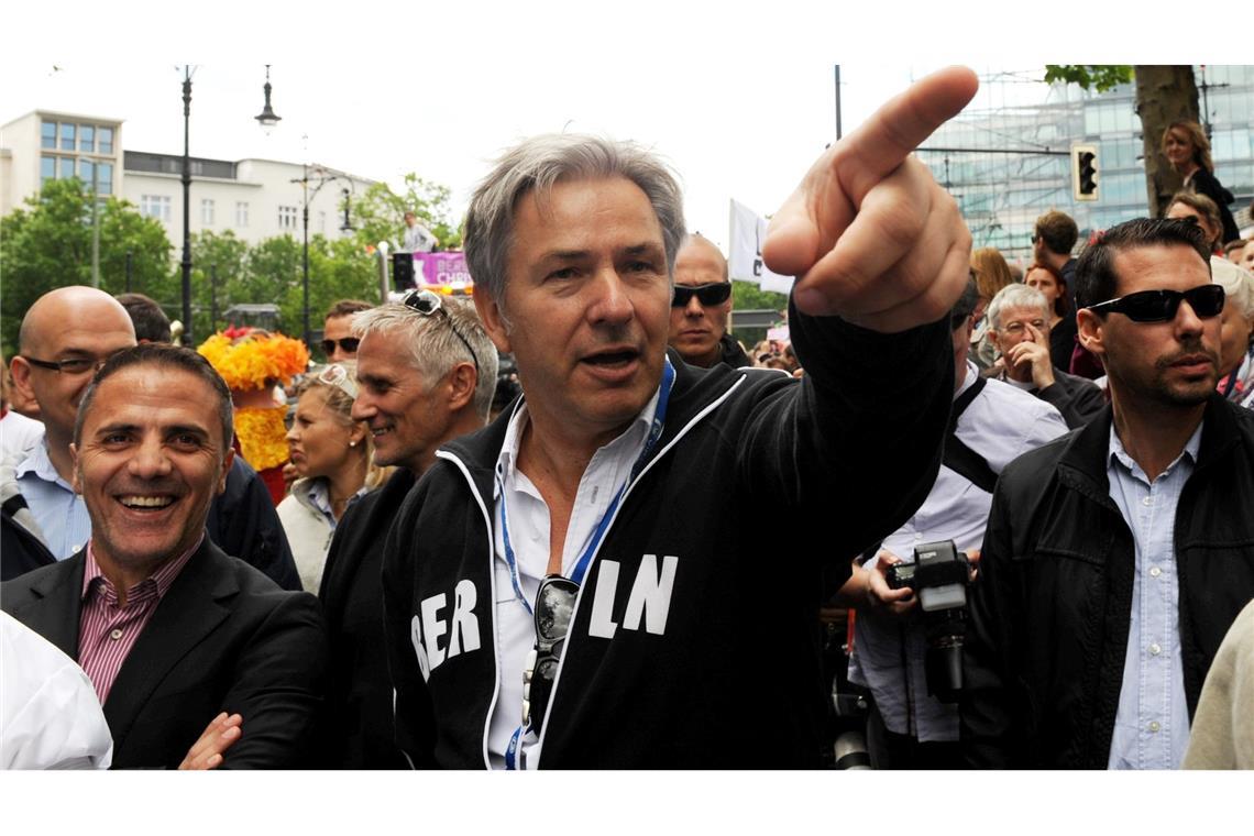 Das Coming-out von Klaus Wowereit auf großer Bühne vor 25 Jahren änderte viel in der Wahrnehmung von Homosexuellen. Anfeindungen und Übergriffe gibt es aber weiterhin. (Archivbild)