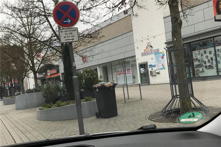 Das Corpus Delicti wurde vom verärgerten Altstadtrat Volker Müller aus dem Auto heraus fotografiert. Foto: privat