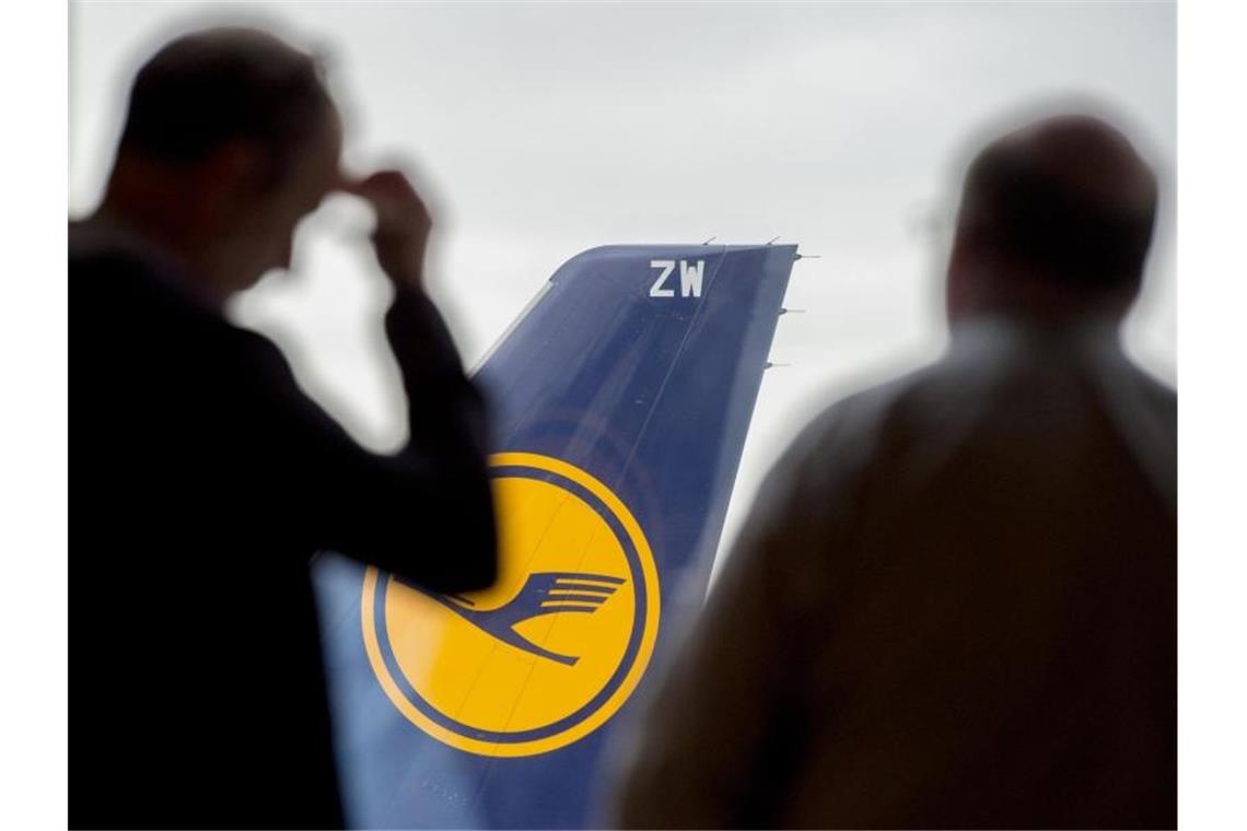 Das Dax-Gründungsmitglied Lufthansa muss Platz machen für die Deutsche Wohnen. Foto: Boris Roessler/dpa