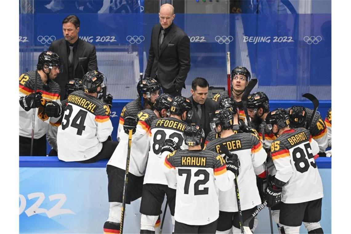 Das DEB-Team reist am Donnertstag aus Peking ab. Foto: Peter Kneffel/dpa