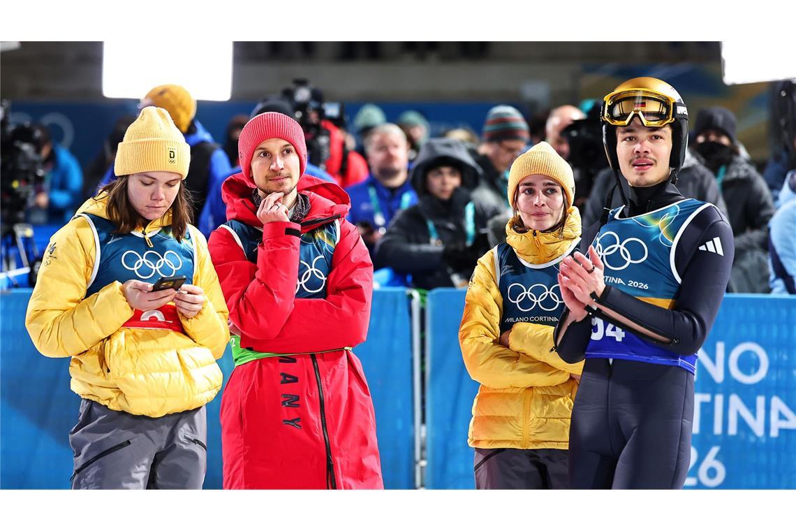 Das deutsche Skisprung-Team war nach Platz vier enttäuscht.