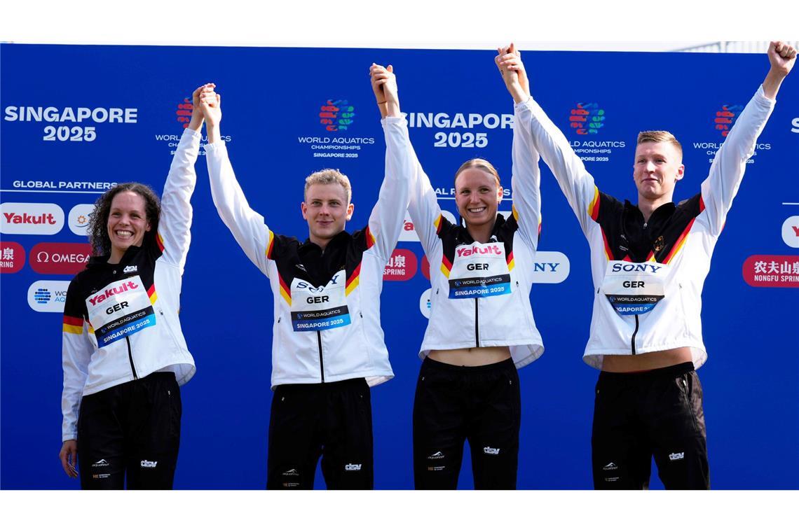 Wellbrock dominiert: Mit vier Gold "Geschichte geschrieben" Das deutsche Team hat Grund zur Freude.