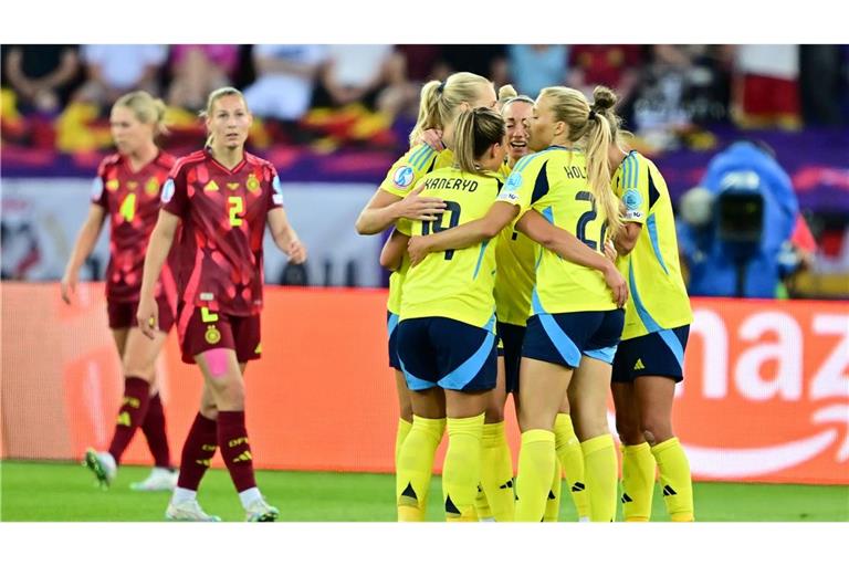 Das deutsche Team patzt, Schweden jubelt.