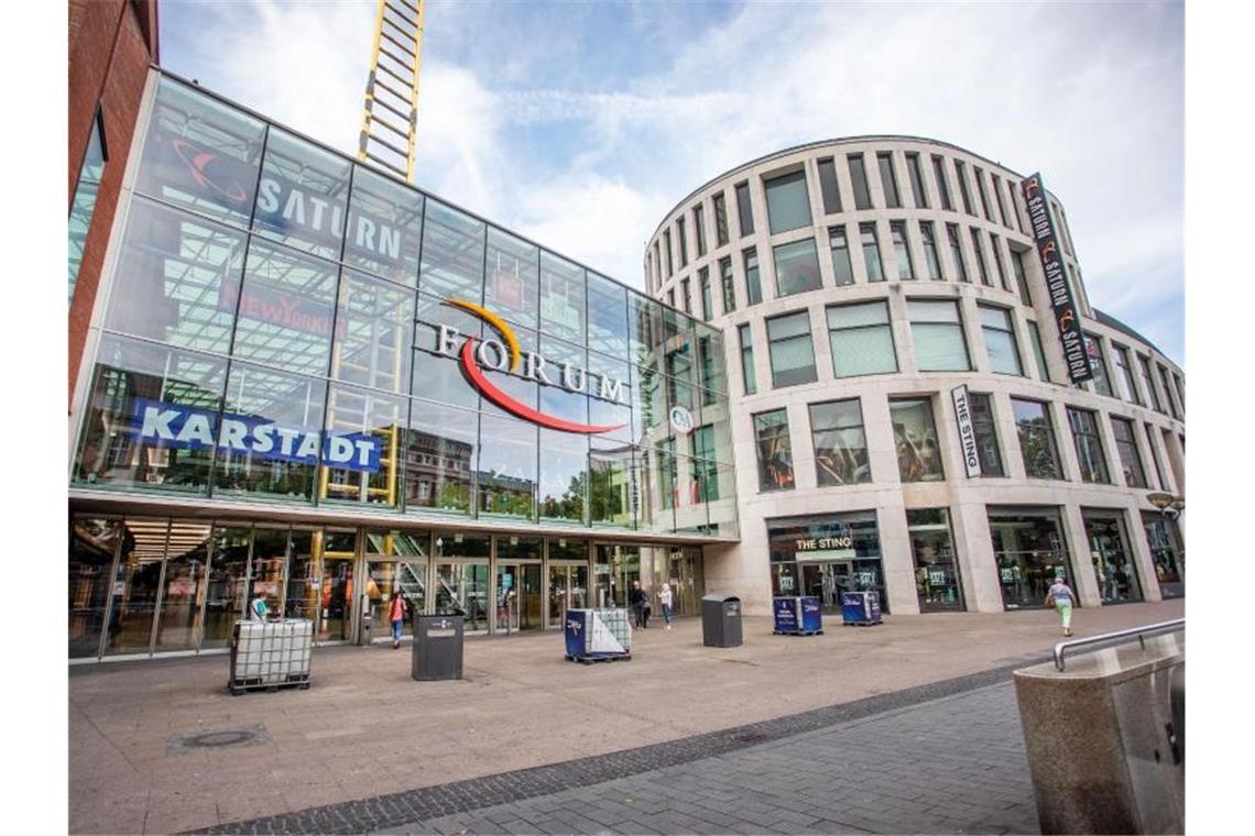 Das Einkaufszentrum FORUM auf der Königstrasse in der Duisburger Innenstadt. Foto: Christoph Reichwein