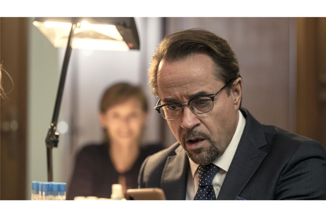 Wie war „Fiderallala“, der neue „Tatort“ aus Münster? Das Entsetzen ist groß, als Prof. Karl-Friedrich Boerne (Jan Josef Liefers) entdeckt, dass sein Partyexzess inzwischen viral gegangen ist.