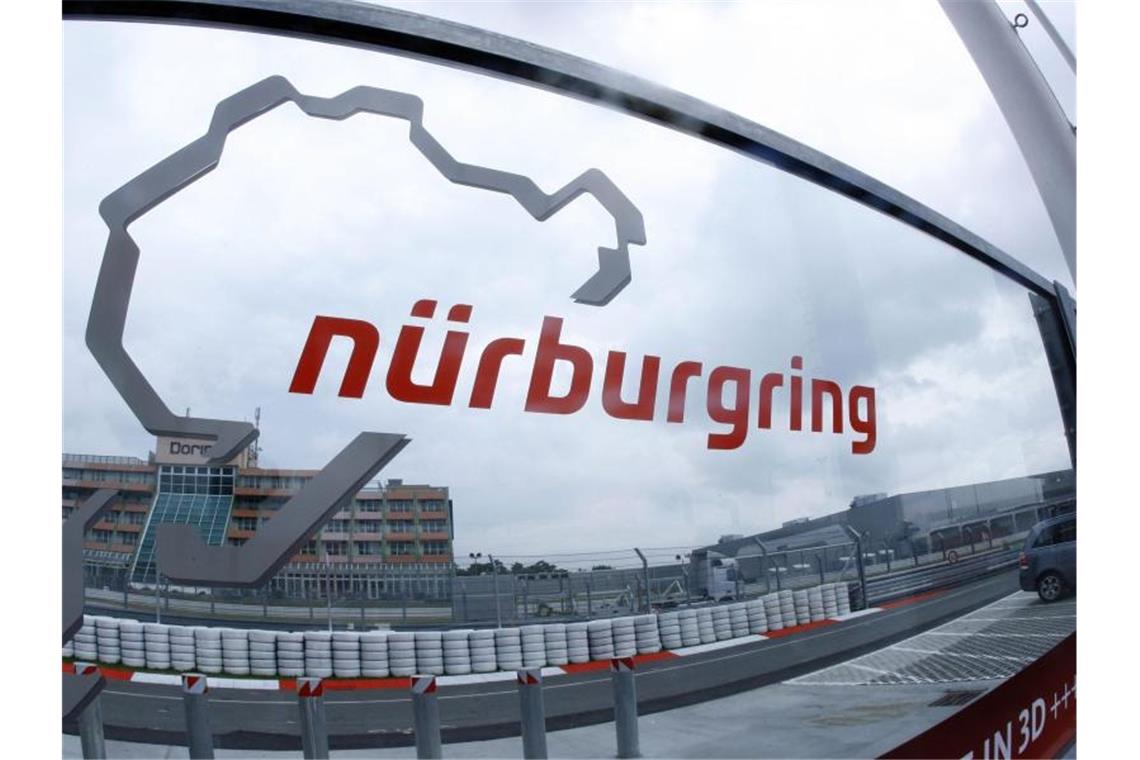 EU-Gericht: Nürburgring-Verkauf war rechtens Das EU-Gericht hat die Einschätzung der EU-Kommission bestätigt, dass das Bieterverfahren für den Nürbirgring offen, transparent und diskriminierungsfrei gewesen sei und der Preis marktgerecht. Foto: Jens Büttner/Archiv
