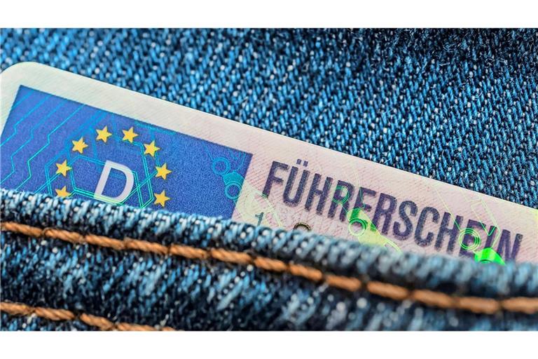 Das Europaparlament hat zwei Gesetze für eine Reform der europäischen Führerscheinregeln beschlossen (Symbolfoto).