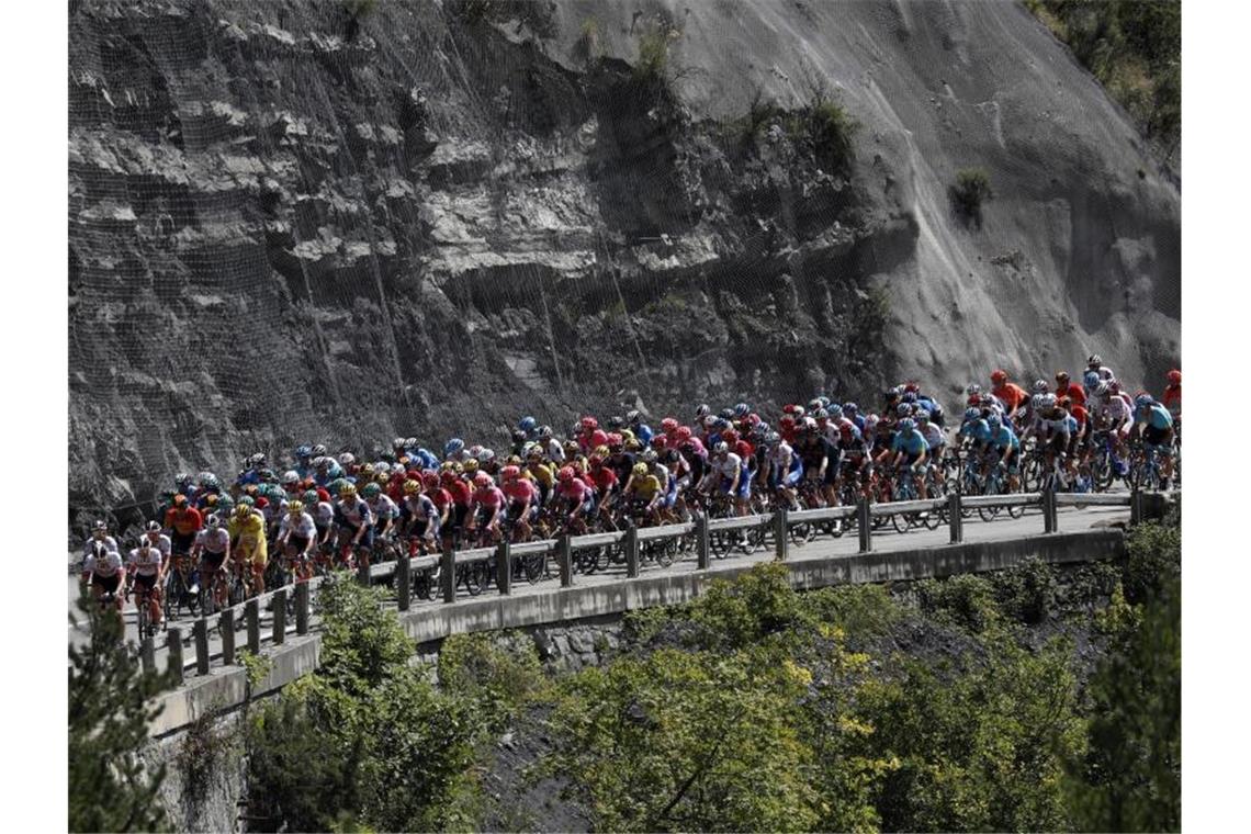 Alaphilippe reißt die Tour aus der Lethargie