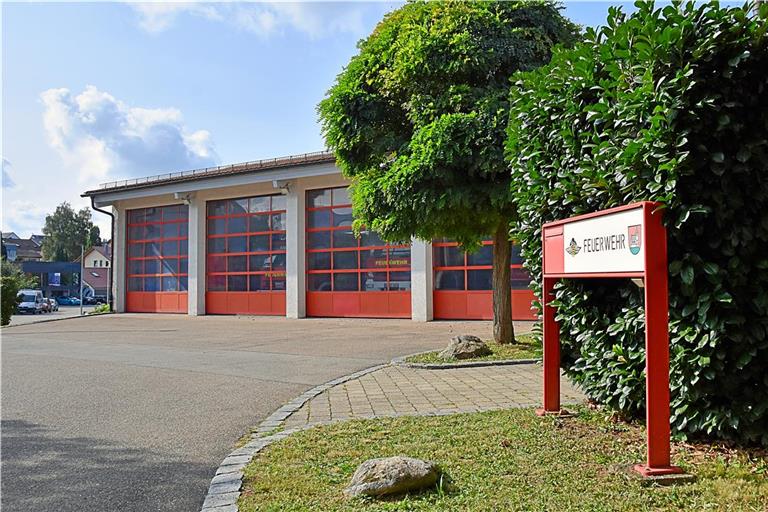 Das Feuerwehrgerätehaus in Kirchberg an der Murr soll energetisch ertüchtigt werden, zudem soll der DRK Ortsverband dort untergebracht werden. Archivfoto: Tobias Sellmaier