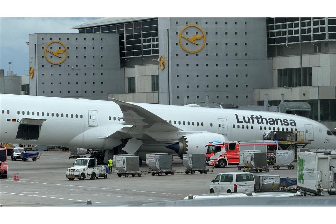 Das Flugzeug soll jetzt untersucht werden.