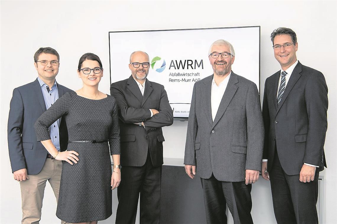 Das Führungsteam der AWRM wurde jetzt neu aufgestellt (von links): Lutz Bühle, Anika Fritz, Marcus Siegel, Gerald Balthasar und Landrat Richard Sigel. Foto: privat