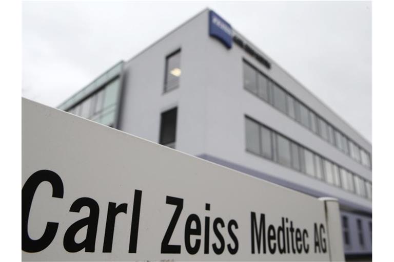 Das Gebäude der Carl Zeiss Meditec AG. Foto: Bodo Schackow/zb/dpa