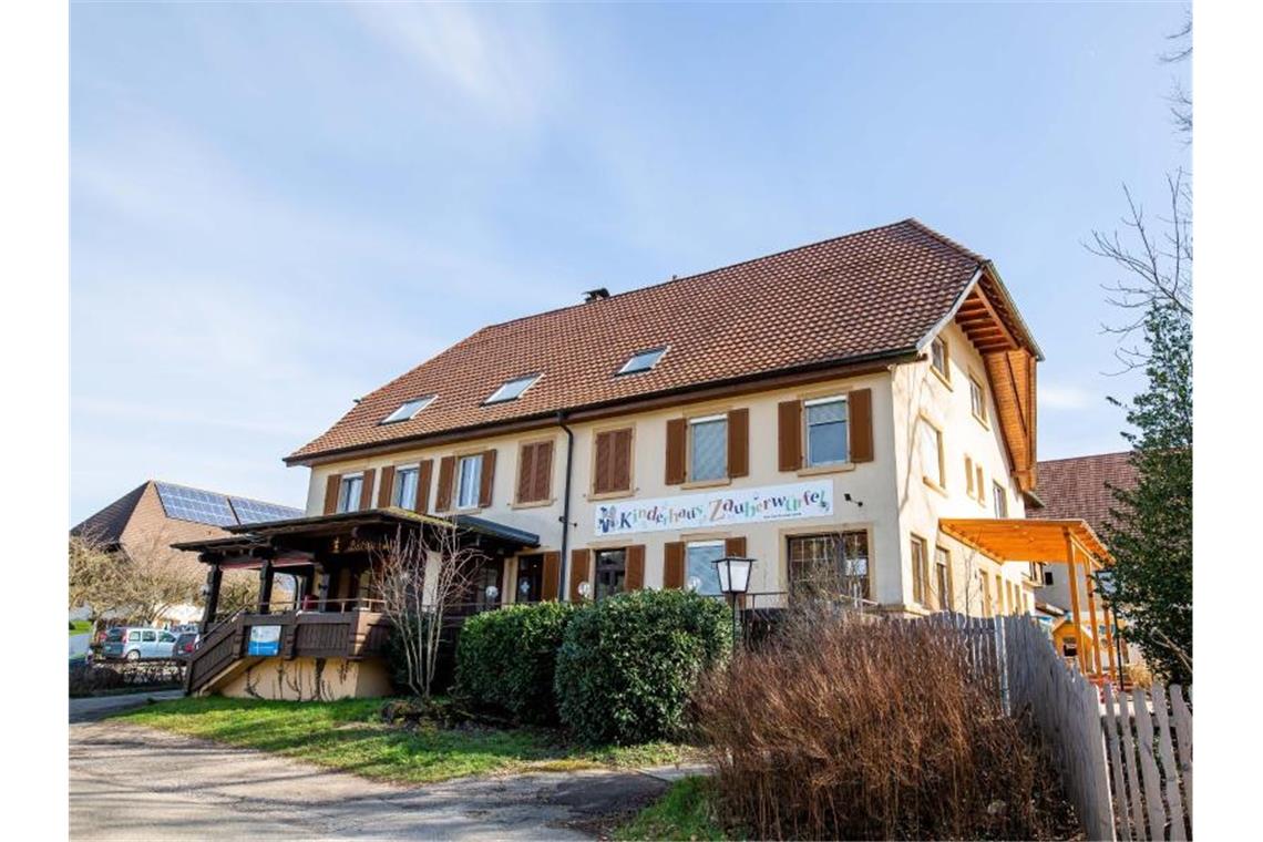 Das Gebäude des ehemaligen "Gasthaus Bären" ist jetzt ein Kindergarten. Foto: Philipp von Ditfurth/dpa