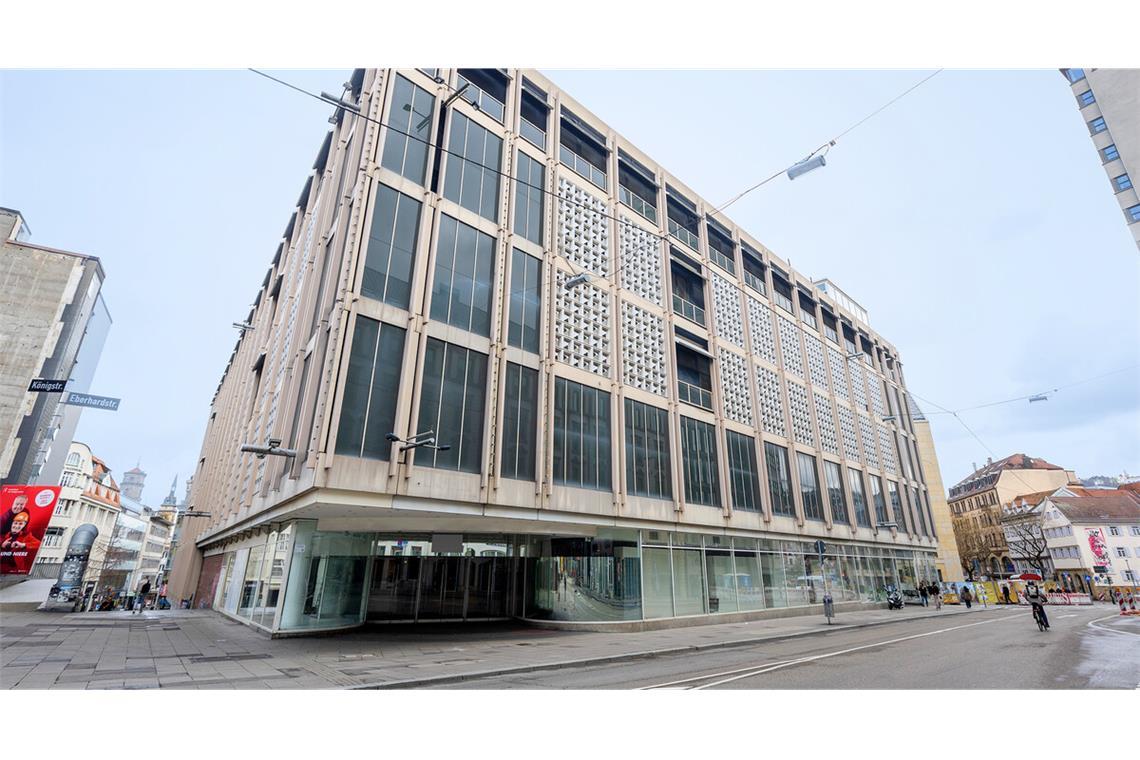 Das Gebäude des ehemaligen Stuttgarter Galeria Kaufhof steht leer – nun wird die IBA’27 mit ihrer Ausstellung einziehen.