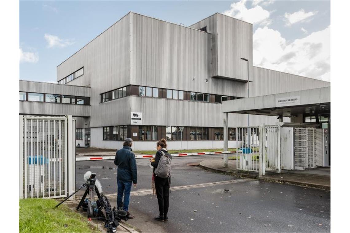 Das Gebäude in einem Gewerbegebiet, in dem das Landgericht Itzehoe eine Außenstelle eingerichtet hat, um dort den Prozeß gegen eine 96 Jahre alte Angeklagte zu führen. Foto: Markus Scholz/dpa