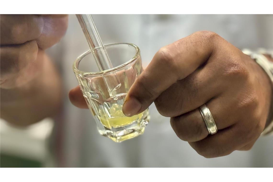 Das gefährliche Gift ist gelblich und zäh - und wichtig für die Produktion von Antiserum.