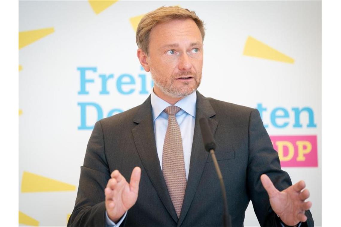 „Das geht hart an die Grenze der Missachtung des Parlaments“: FDP-Chef Christian Lindner. Foto: Kay Nietfeld/dpa
