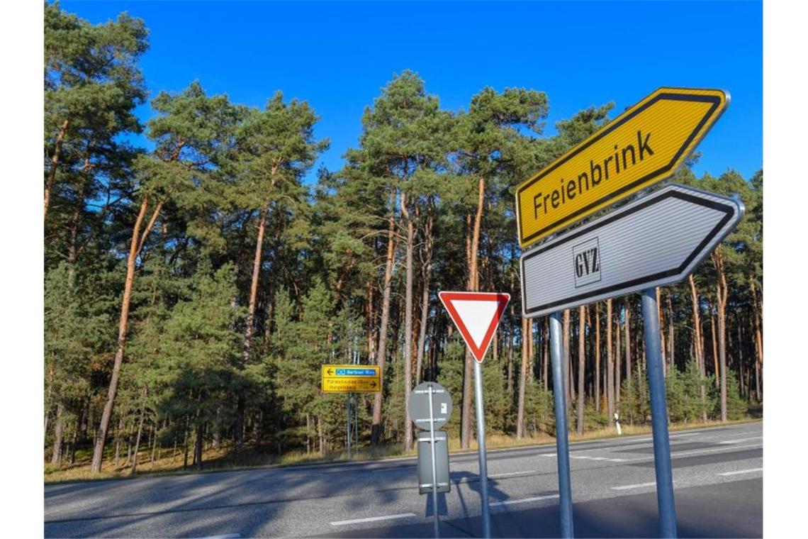 Brandenburg: Grundstückskauf von Tesla unter Dach und Fach Das Gewerbegebiet Freienbrink in der Gemeinde Grünheide liegt östlich von Berlin. Foto: Patrick Pleul/dpa-Zentralbild/dpa