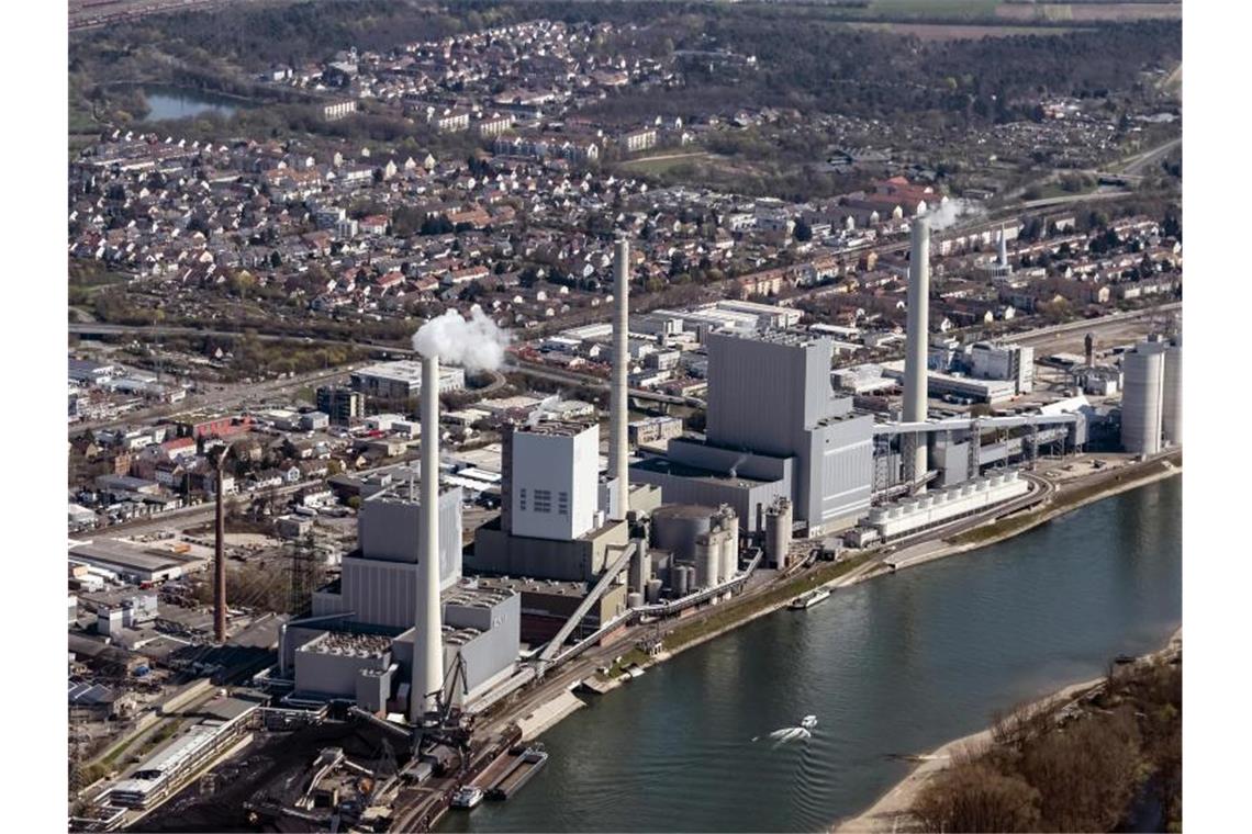 Kohlekraftwerk Mannheim darf Block 7 nicht vom Netz nehmen Das Grosskraftwerk Mannheim (GKM).. Foto: Uli Deck/dpa/Archivbild