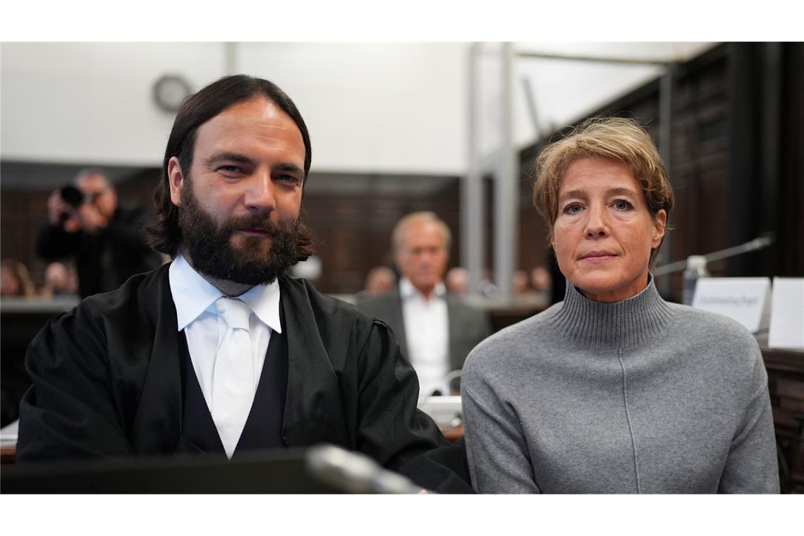 Das Hamburger Landgericht geht der Frage nach, ob die Entführer der Kinder von Christina Block eigentlich nur die IT-Sicherheit in dem Hotel- und Restaurantunternehmen prüfen sollten.