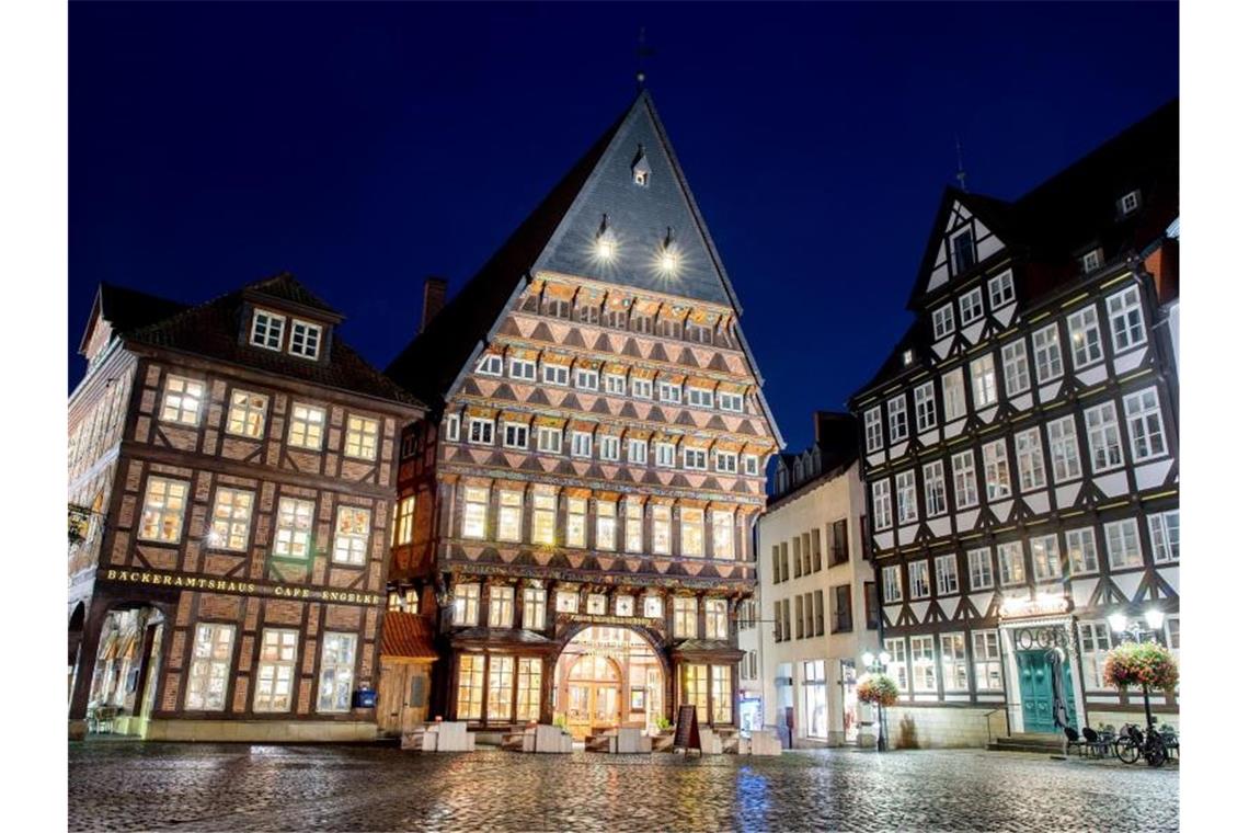 Das historische Knochenhaueramtshaus in Hildesheim. Die Stadt will Kulturhauptstadt 2025 werden. Foto: Hauke-Christian Dittrich/dpa
