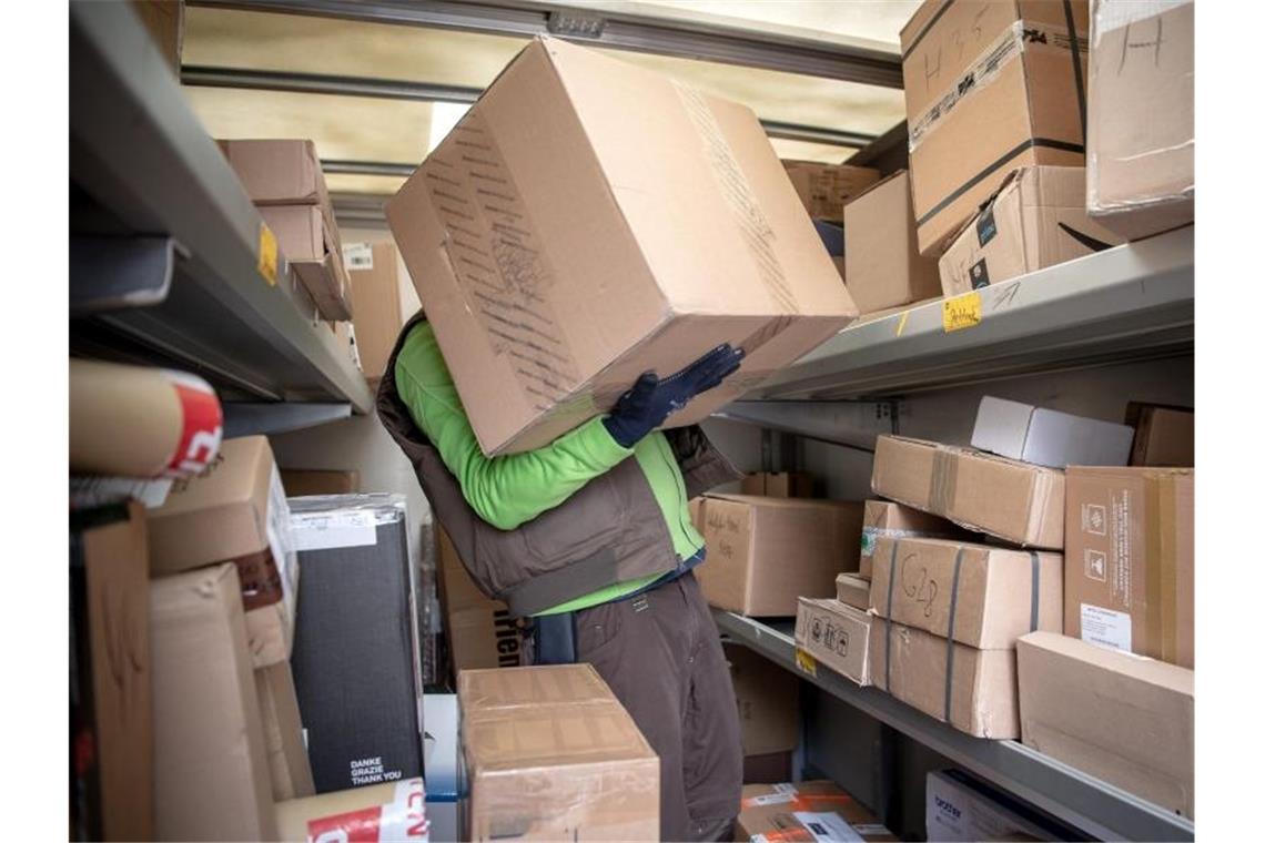 Paketboom geht weiter: 3,5 Milliarden Sendungen verschickt